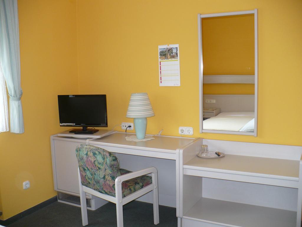 Hotel Am Birkenweg Erlangen Habitación foto